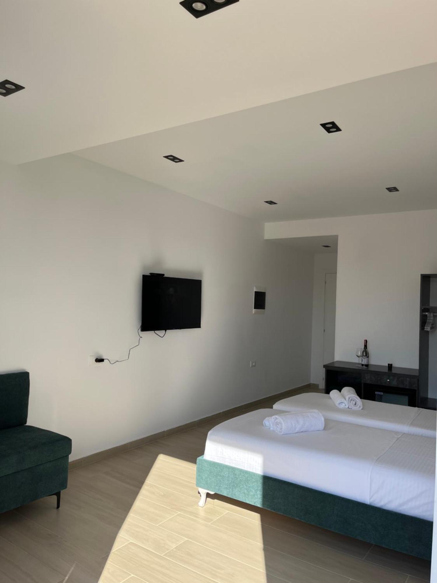 Del Mare Otel Saranda Dış mekan fotoğraf