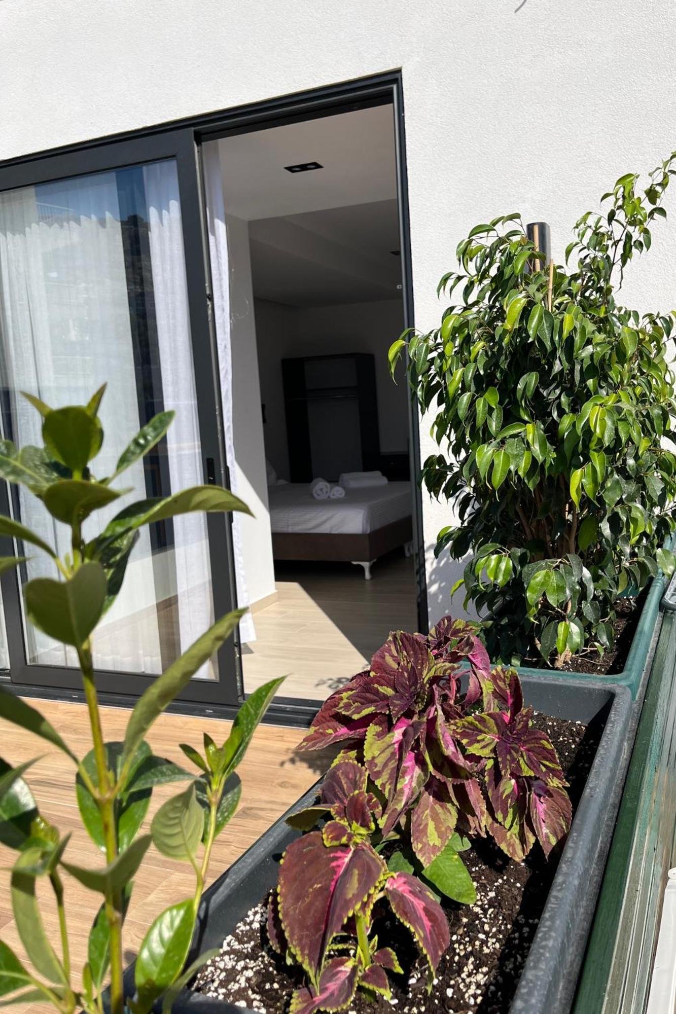 Del Mare Otel Saranda Dış mekan fotoğraf